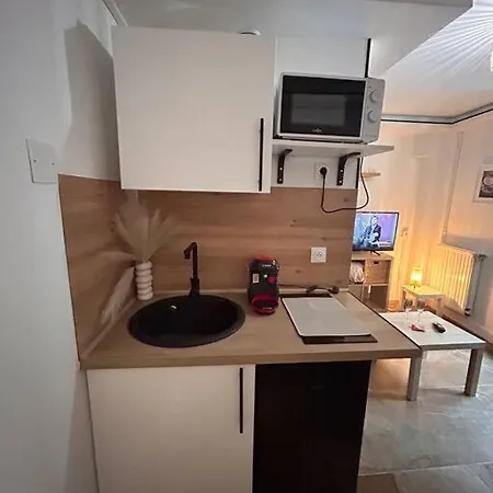 Petit Et Son Abrite Апартаменты