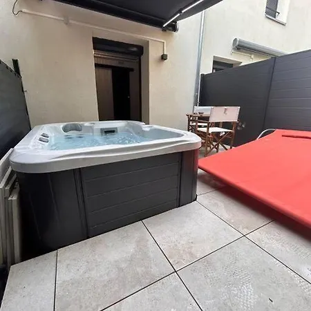 Petit Et Son Abrite Апартаменты *