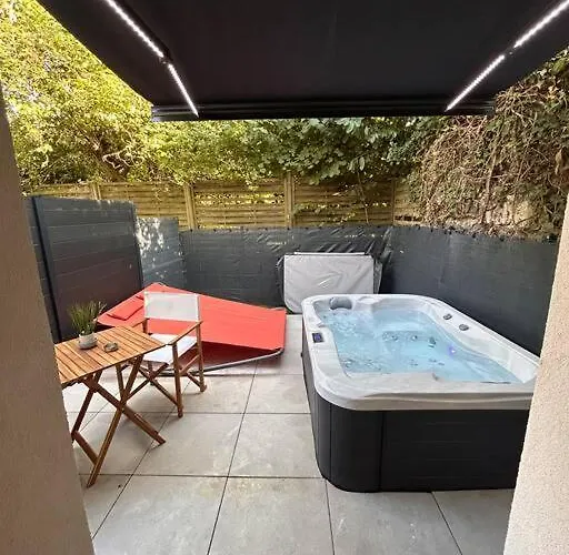 Petit Et Son Abrite Apartment