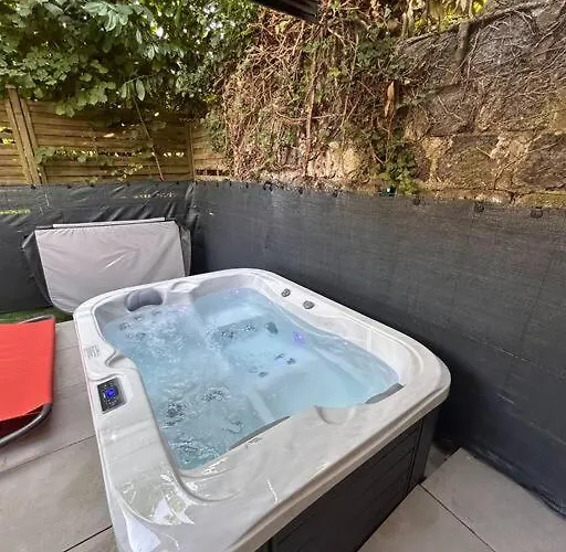 Apartment Petit Et Son Abrite *